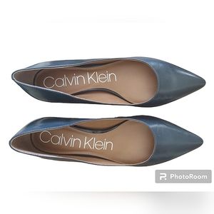 Calvin Klein Gabrianna pumps gunmetal/pewter grey Size 9M